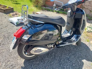 Vespa GTS
