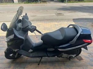 Piaggio X8