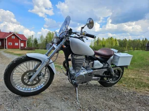 Suzuki LS