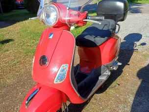 Vespa LX