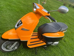 Peugeot Django