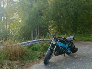 Yamaha FZR
