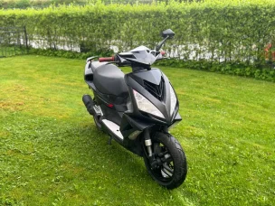 Peugeot Speedfight 3
