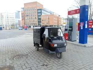 Piaggio APE