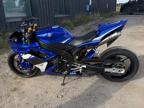 Yamaha YZF-R1