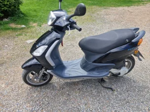 Piaggio Fly