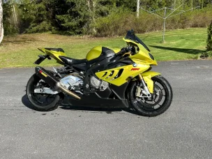 BMW S