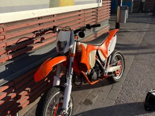 KTM 125