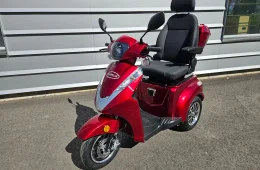 Pyrkijä E400