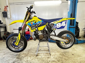 Suzuki RM