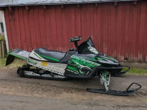 Arctic Cat Crossfire 8