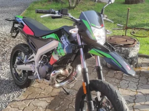 Aprilia SX