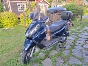 Piaggio X7