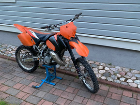 KTM 125