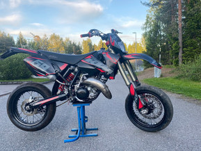 KTM 125