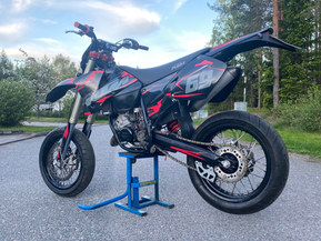 KTM 125