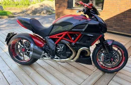 Ducati Diavel