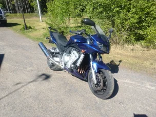Yamaha FZS