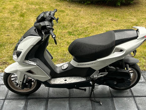 Peugeot Speedfight 4