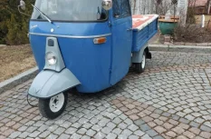 Vespa Commercial
