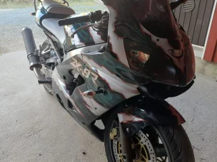 Kawasaki ZX-9R