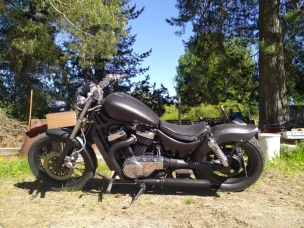 Suzuki VS