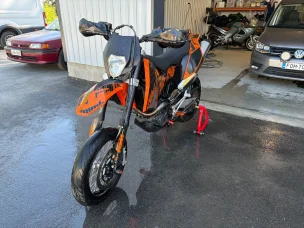 KTM 690