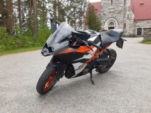 KTM 390