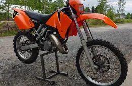 KTM 125