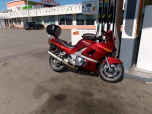Kawasaki ZZR