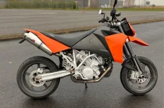 KTM 950