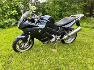 BMW F