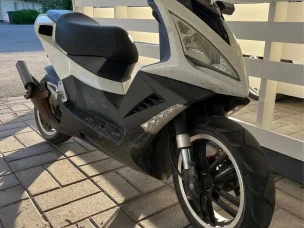 Peugeot Speedfight 3