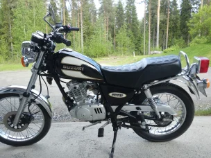 Suzuki GN