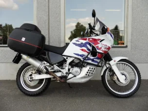 Honda XRV
