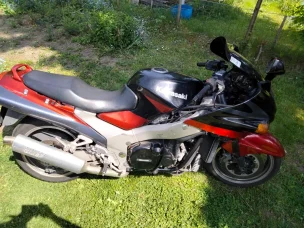 Kawasaki ZZR
