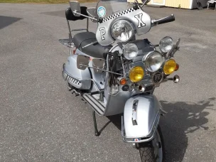 Vespa PX