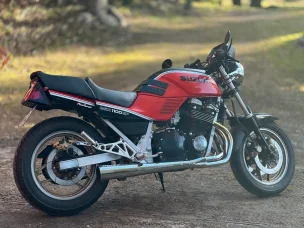 Suzuki GSX