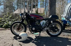 Suzuki GS
