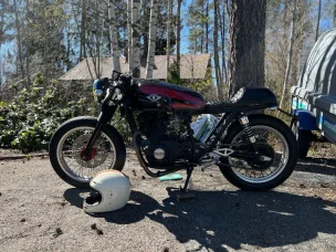 Suzuki GS
