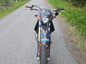 KTM 125
