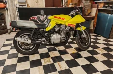 Suzuki GSX