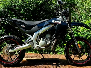 Aprilia SX