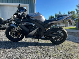 Yamaha YZF-R1