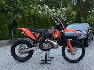 KTM 200