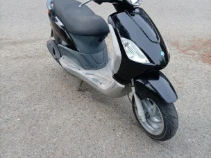Piaggio Fly