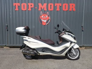 Piaggio X10