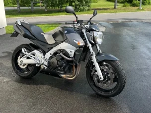 Suzuki GSR