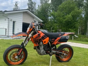 KTM 400