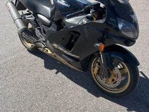 Kawasaki ZX-12R